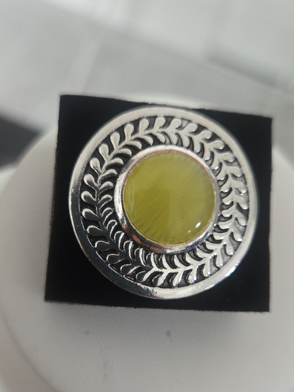 Pqparazzi Garden Garland Yellow Ring NWT
